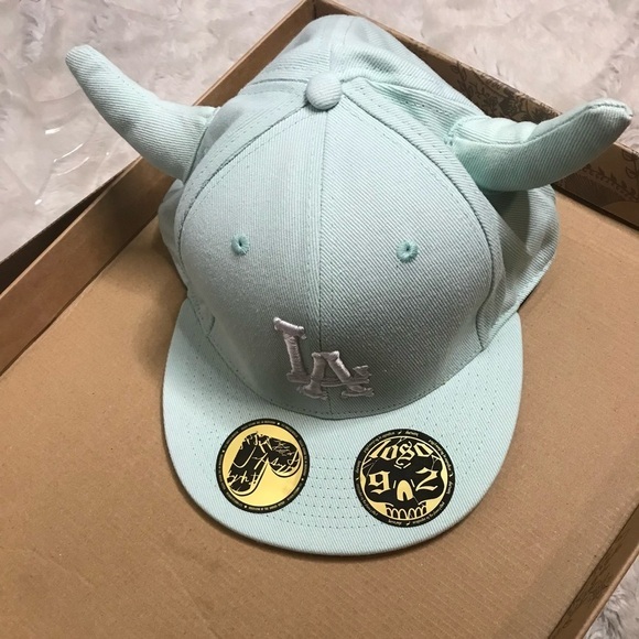 New Era + RYDER STUDIOS x LOSO - LA Bones Demon Fitted Mint Green Hat Size 8NIP